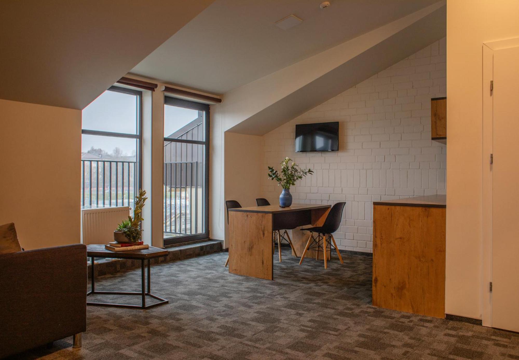 Loft Inn Self-Check In Вилнюс Екстериор снимка
