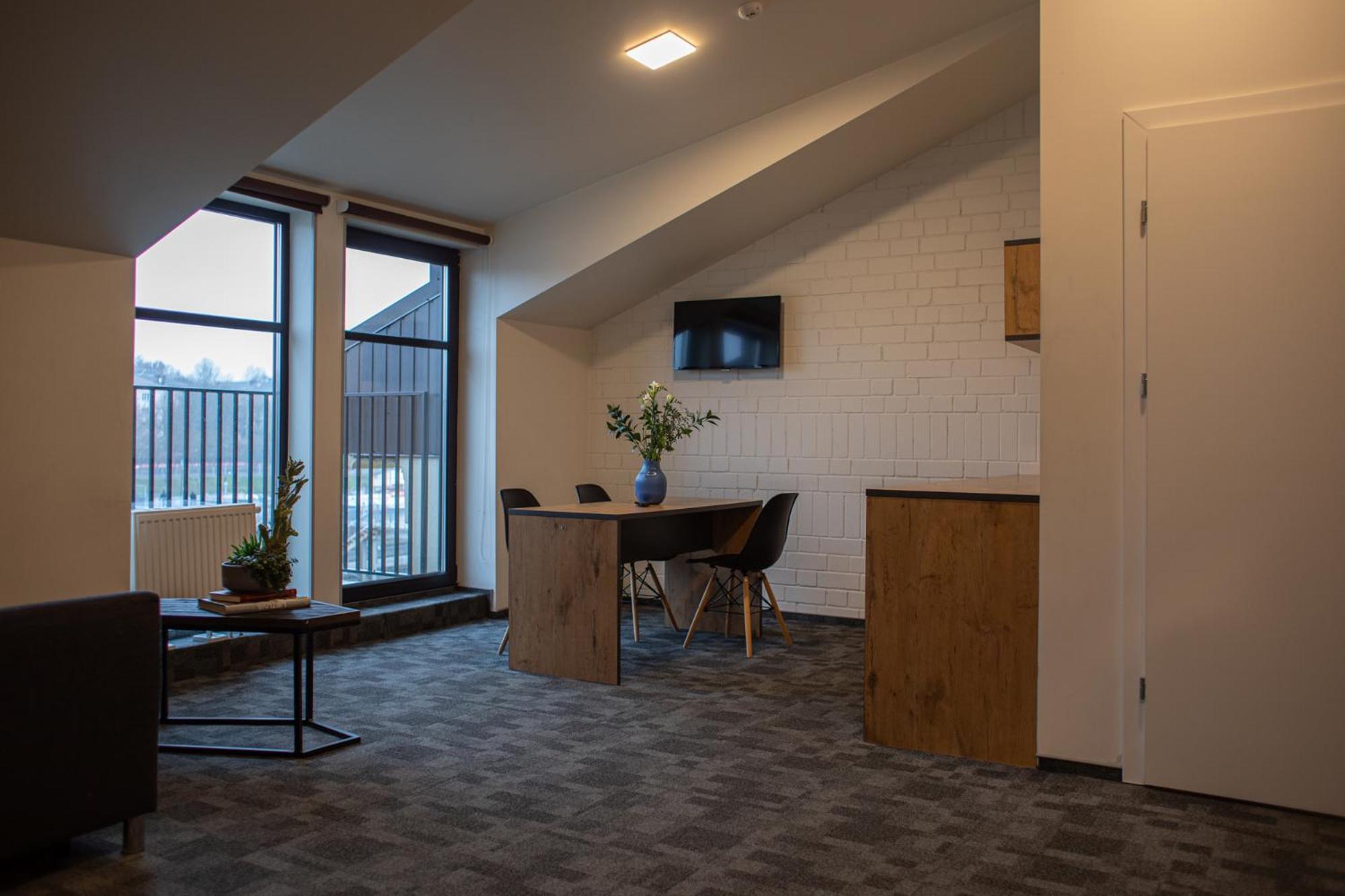 Loft Inn Self-Check In Вилнюс Екстериор снимка
